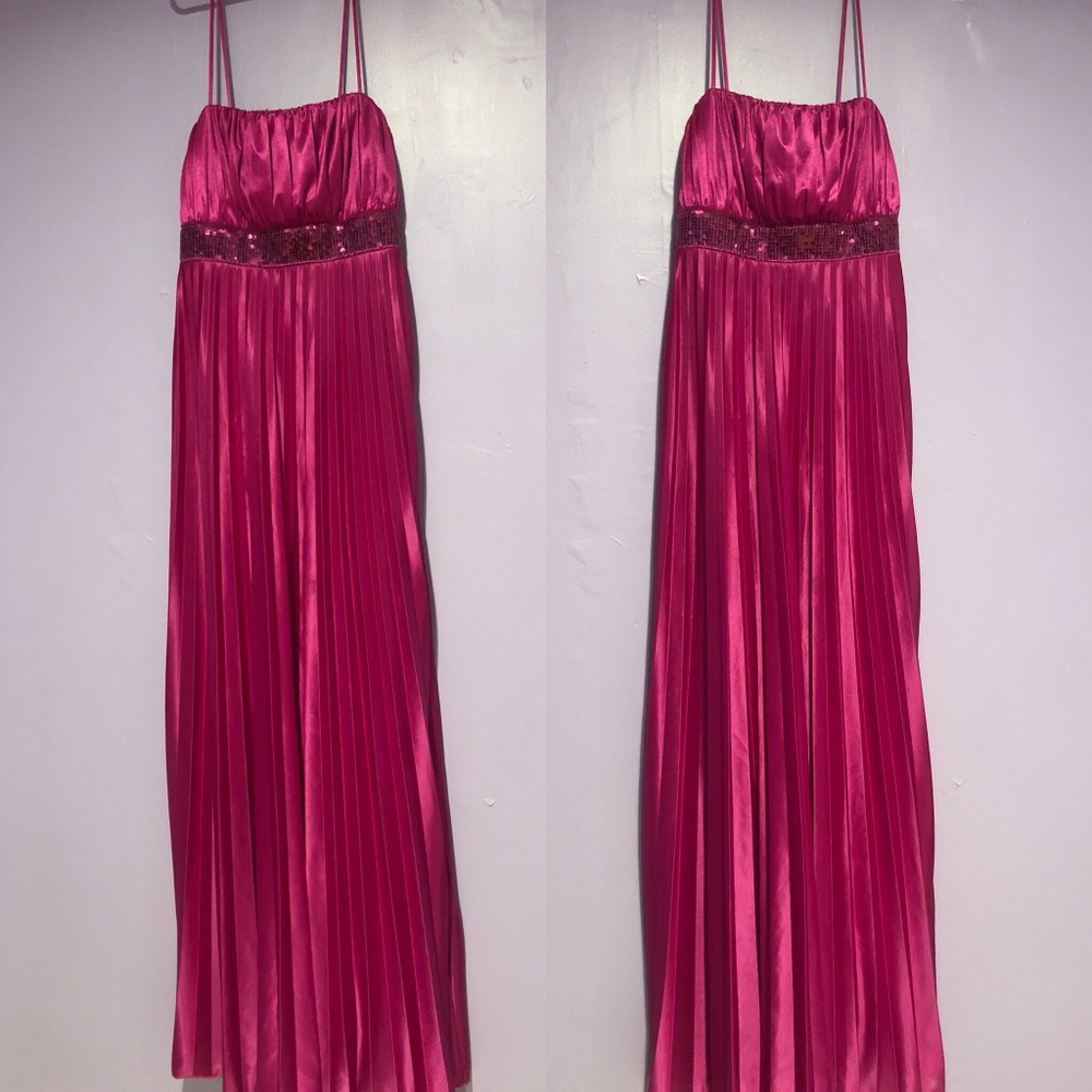Formal Dress - Picture 3 of 3